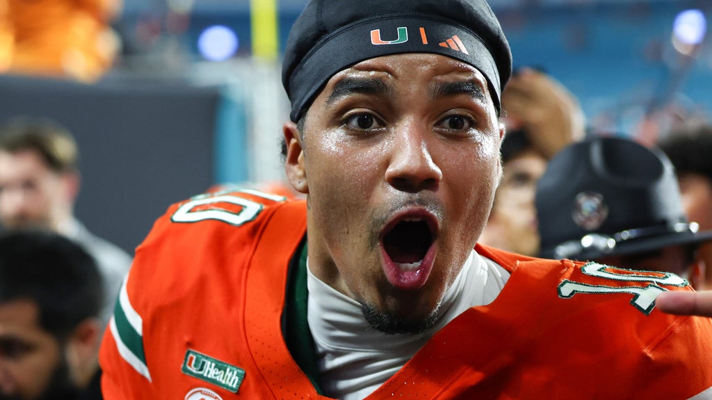 No. 3 Miami downs Florida State 43-35 in double-overtime thriller — CBS Miami, Pinecrest Sports news
