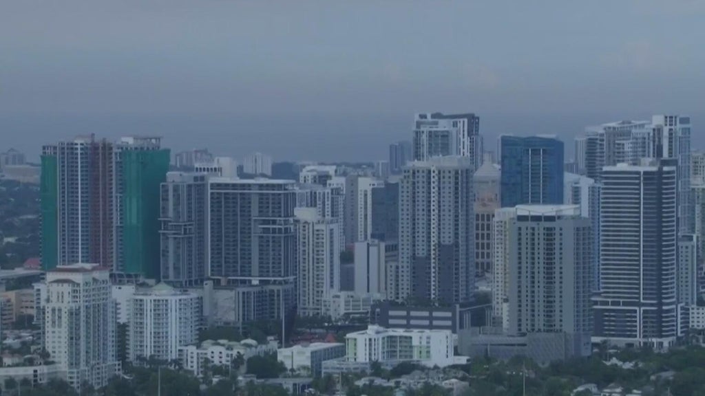 Fort Lauderdale, Wilton Manors mayors warn Amendment 3 could force service cuts, higher rents — CBS Miami, Pinecrest Government news