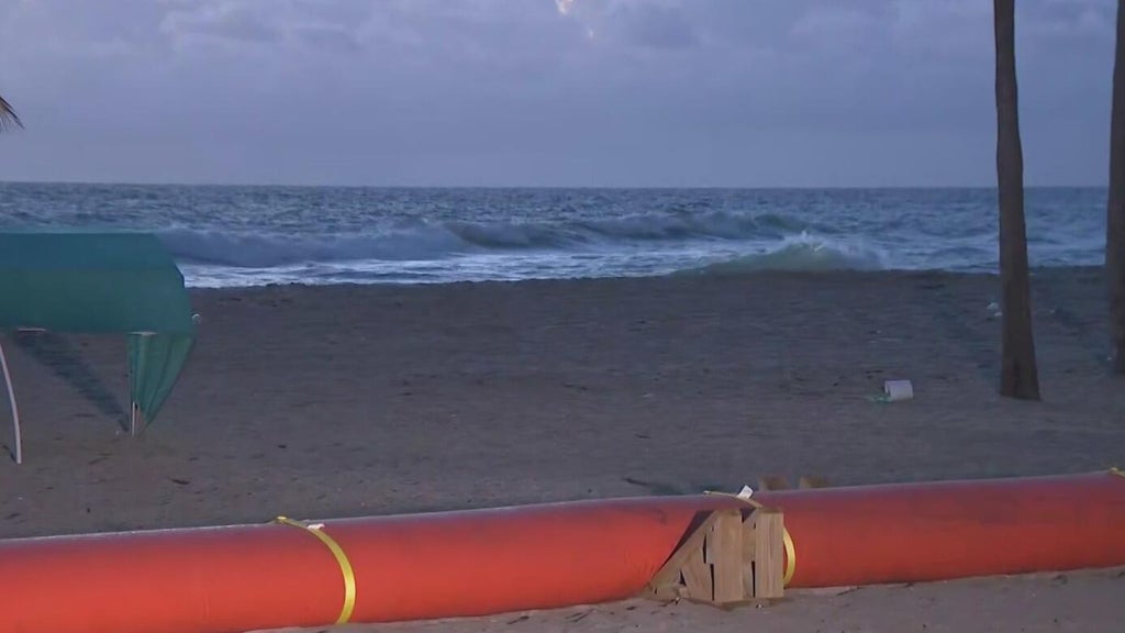 King tides disrupt beachgoers, businesses in Hollywood Beach — CBS Miami, Pinecrest Dining news