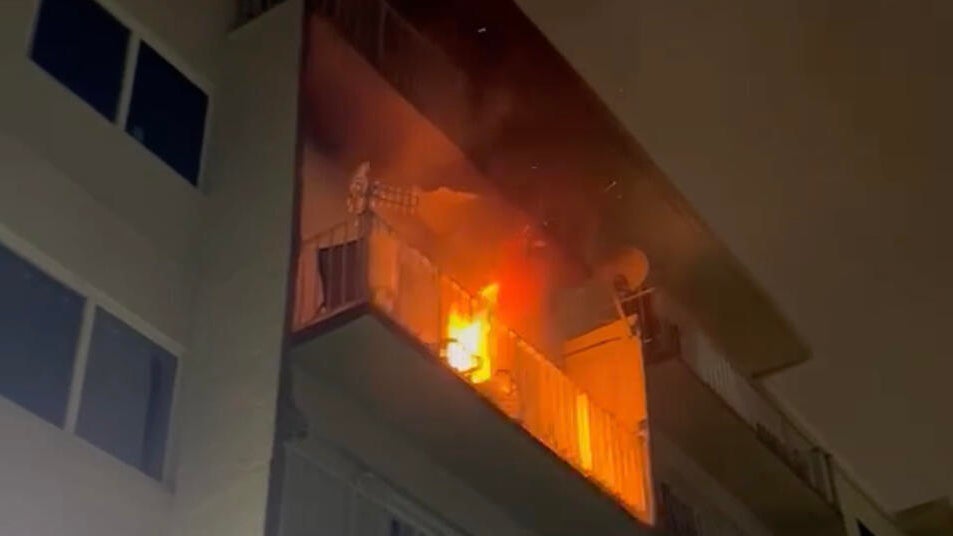Miami apartment fire displaces 15 residents, two transported with smoke inhalation, officials say — Pinecrest Health news