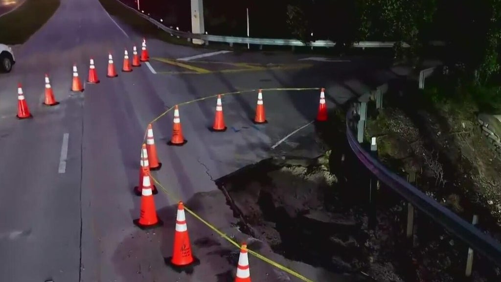 Davie road collapses after water main break, police say — Pinecrest Community news