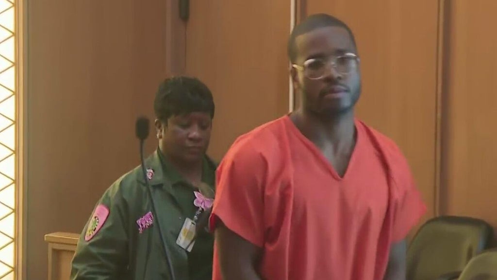 Man convicted of killing Miami Beach tourist begins sentencing trial — CBS Miami, Pinecrest Community news