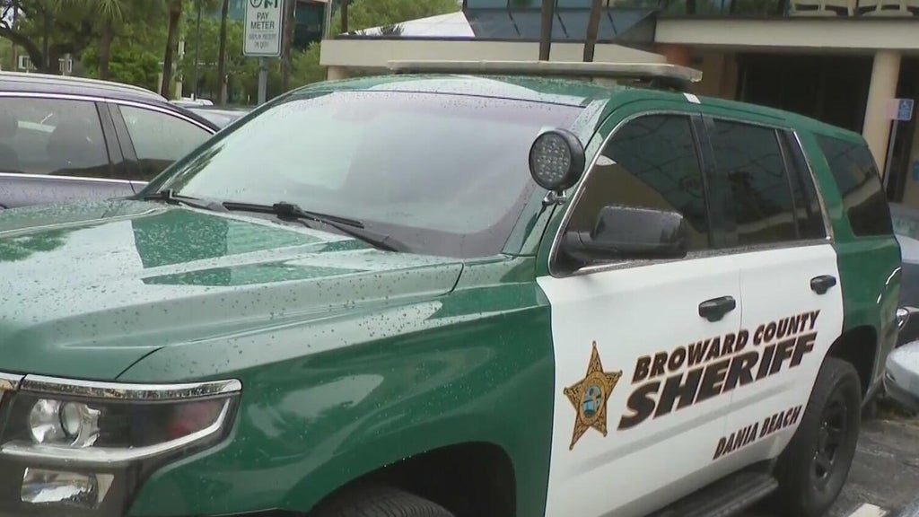 Broward mayor pushing to inspect Broward Sheriff’s Office training center — CBS Miami, Pinecrest Government news