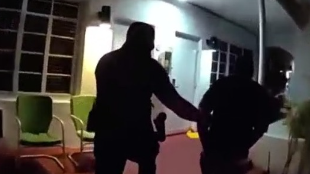 Miami Beach police arrest man wanted in Ohio after undercover human trafficking operation at hotel — CBS Miami, Pinecrest Schools news