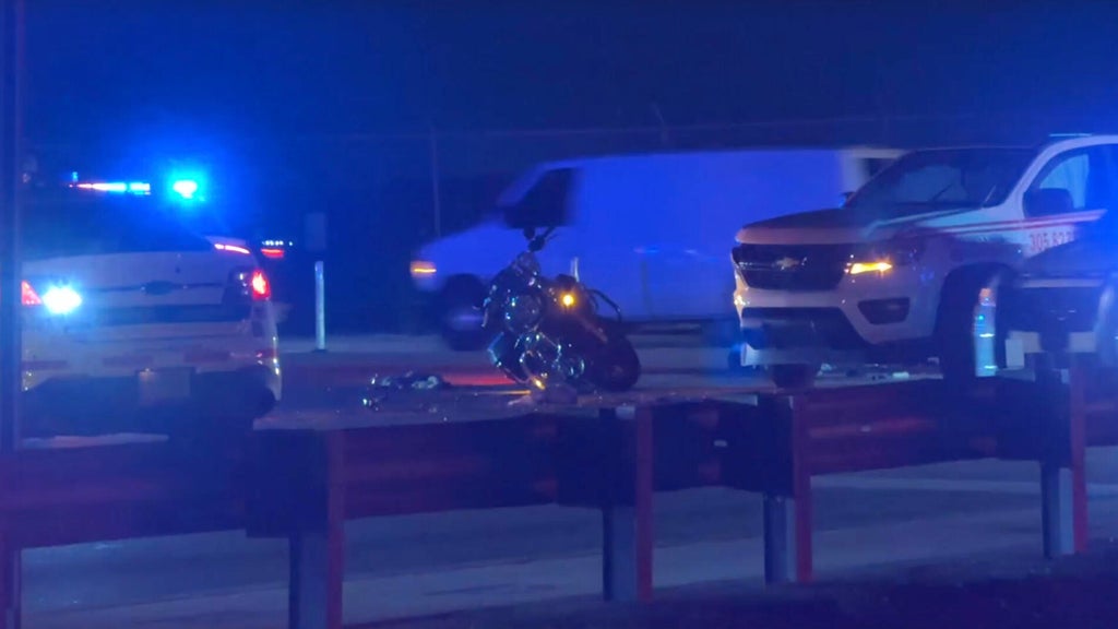 Motorcyclist airlifted to hospital after Miami Lakes crash, MDSO says — CBS Miami, Pinecrest Health news