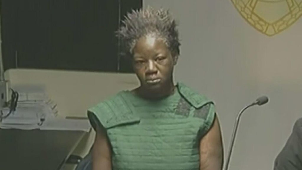 Woman not given bond after being accused of setting a man on fire in northwest Miami-Dade — CBS Miami, Pinecrest Community news