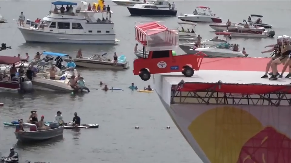 Teams prepare to splash and crash at Red Bull Flugtag Miami — Pinecrest Dining news