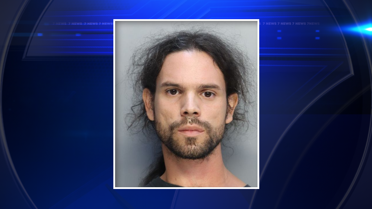 Man arrested after threatening to cut off contractor’s head with a sword over fence, detectives say — WSVN 7 Miami-Dade