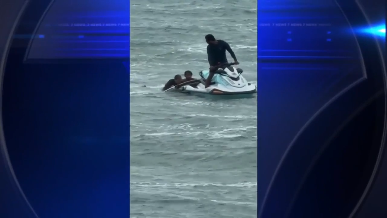 Surfer rescued from rough waters near South Pointe Park Pier in South Beach — WSVN 7 Miami-Dade